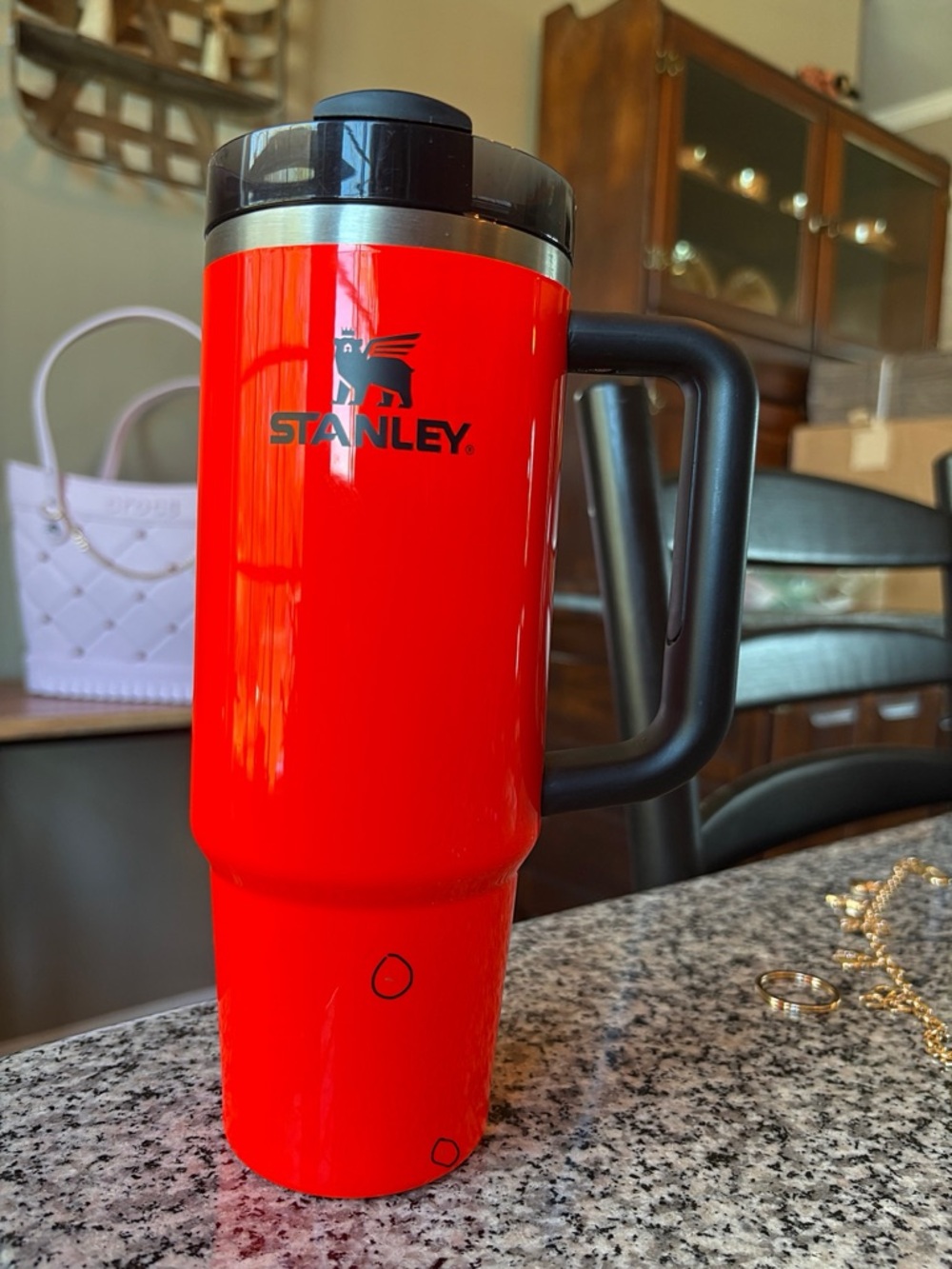 ♥️💖 Stanley Quencher Neon Orange 30 oz Tumbler - Picture 9 of 9